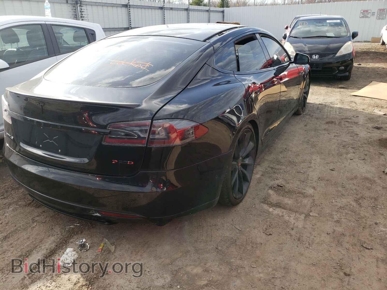 2015 TESLA MODEL S - VIN: 5YJSA1E45FF107661 - Photo 4