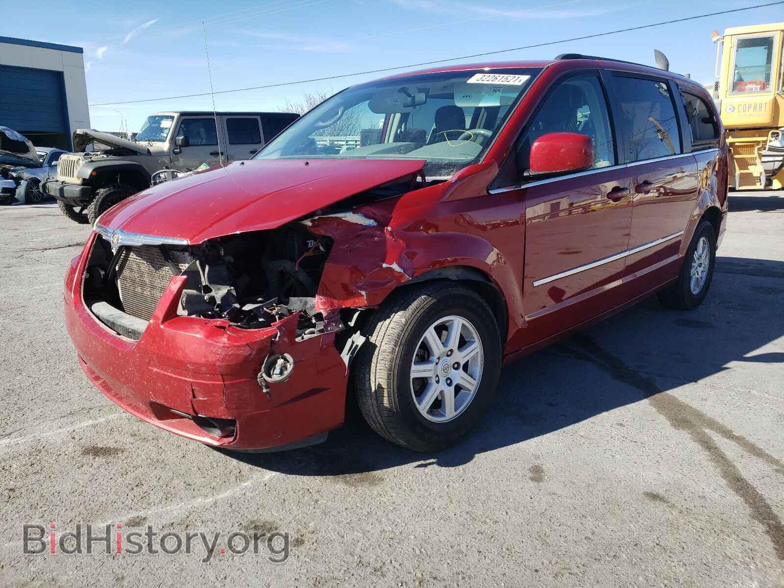 2010 CHRYSLER MINIVAN - VIN: 2A4RR5D10AR132044 - Фото 2