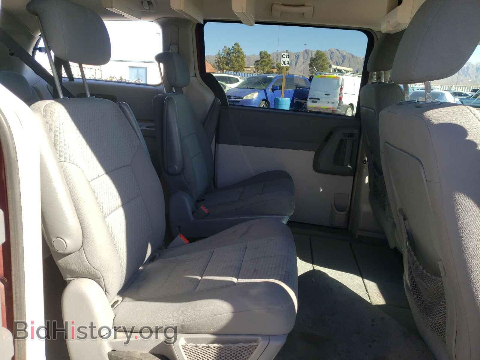 2010 CHRYSLER MINIVAN - VIN: 2A4RR5D10AR132044 - Фото 6