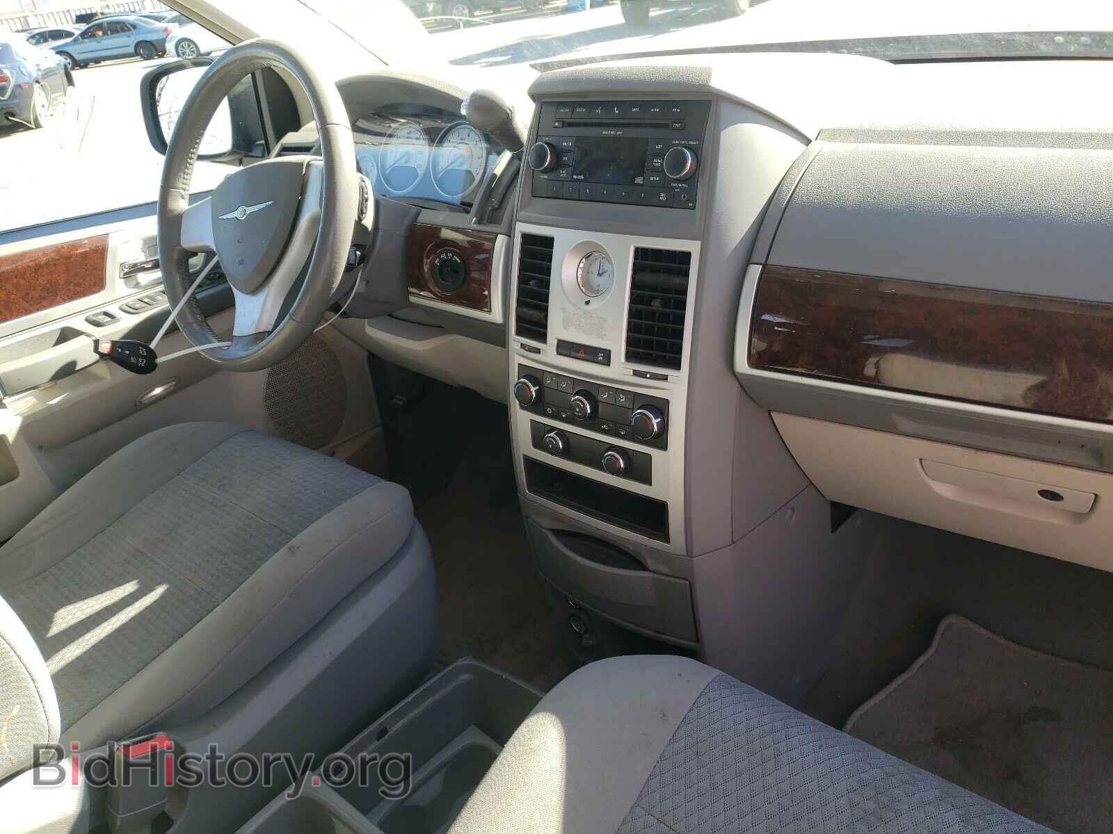 2010 CHRYSLER MINIVAN - VIN: 2A4RR5D10AR132044 - Фото 9