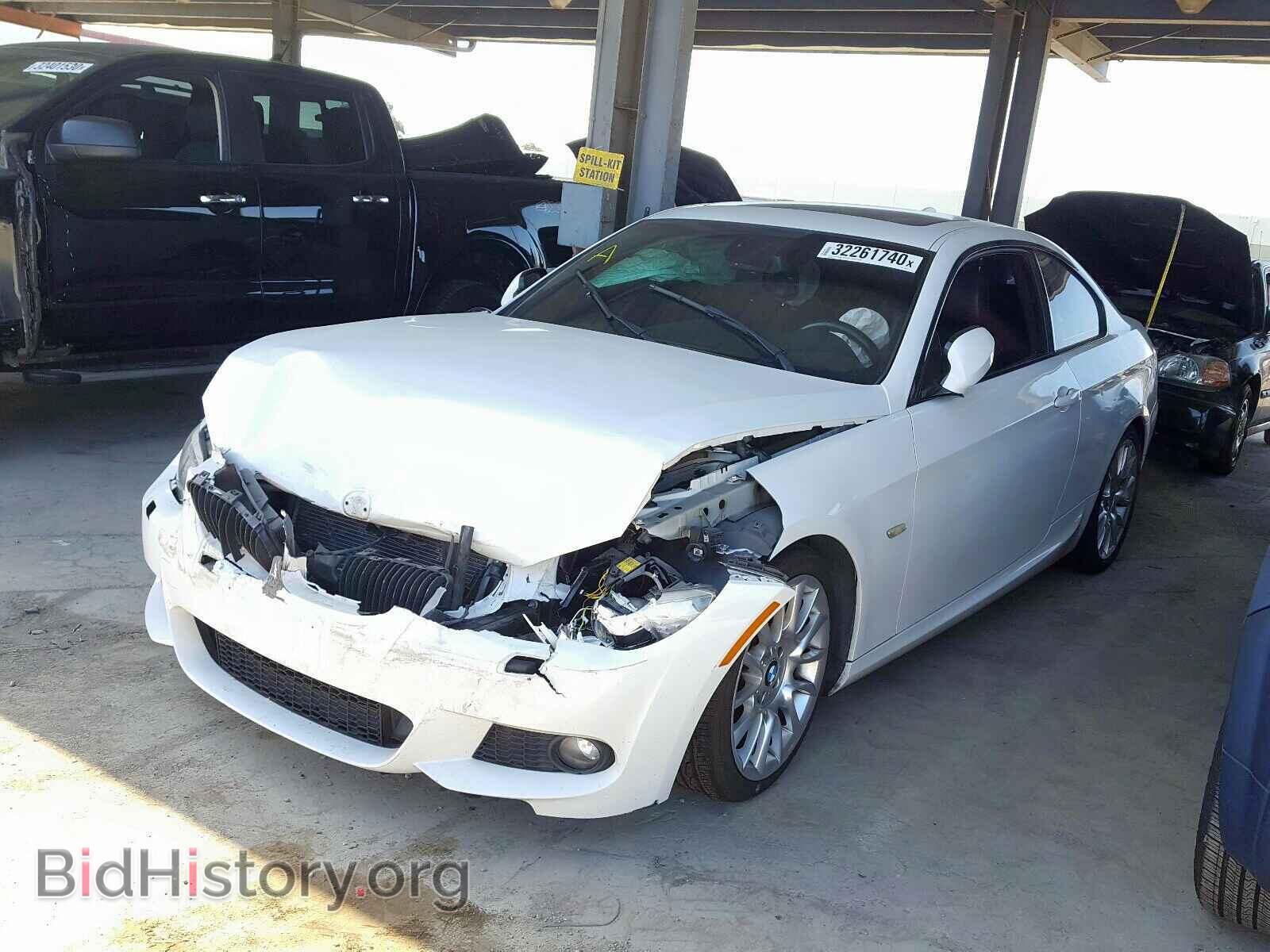2012 BMW 3 SERIES - VIN: WBAKE5C59CE756249 - Фото 2