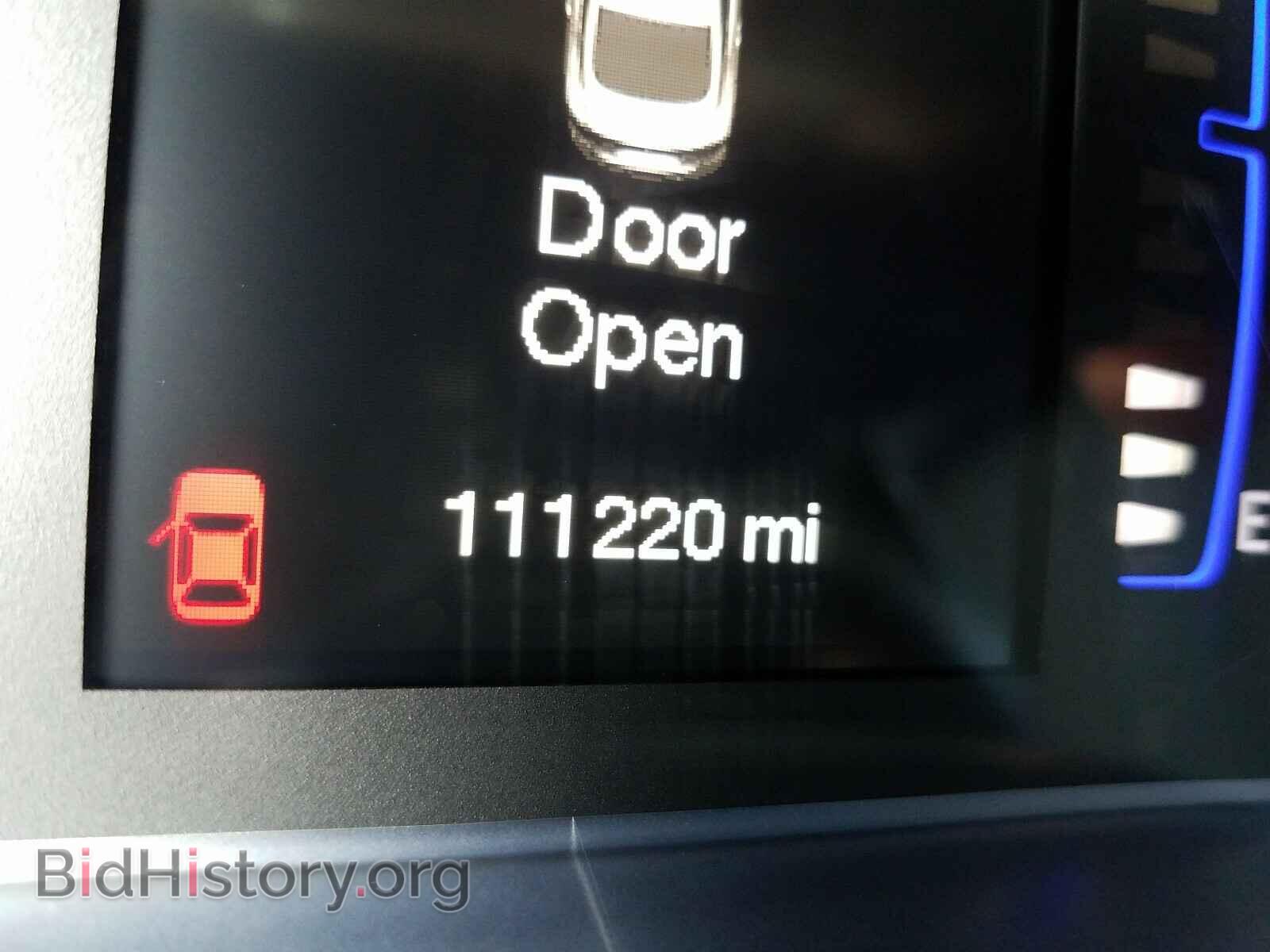 2015 CHRYSLER 200 - VIN: 1C3CCCAB9FN748672 - Photo 8