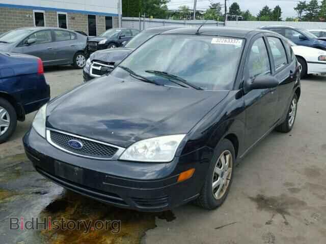 2005 FORD FOCUS - VIN: 3FAHP37N35R139358 - Фото 2