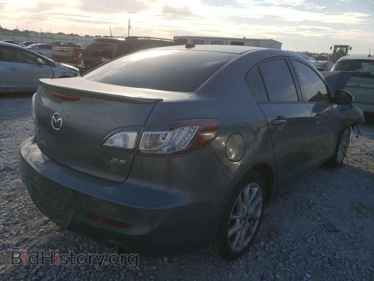 2013 MAZDA MAZDA3 - VIN: JM1BL1W53D1788930 - Фото 4