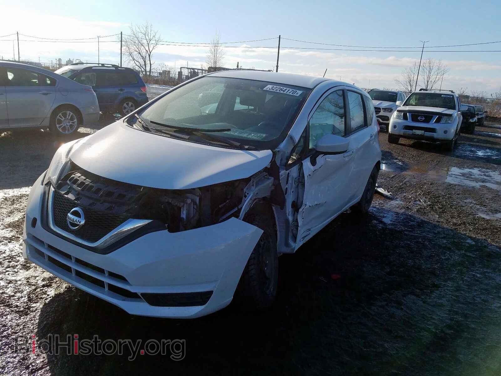 2018 NISSAN VERSA - VIN: 3N1CE2CPXJL360211 - Фото 2
