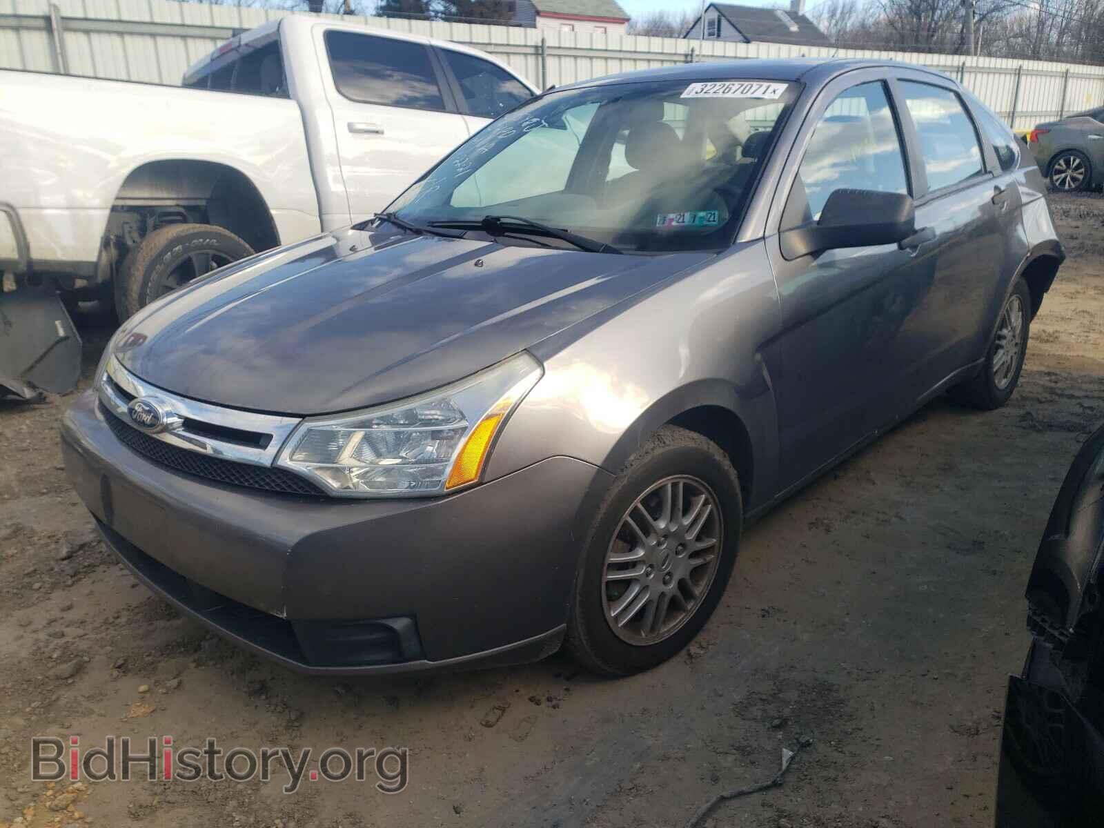2011 FORD FOCUS - VIN: 1FAHP3FN0BW128621 - Photo 2