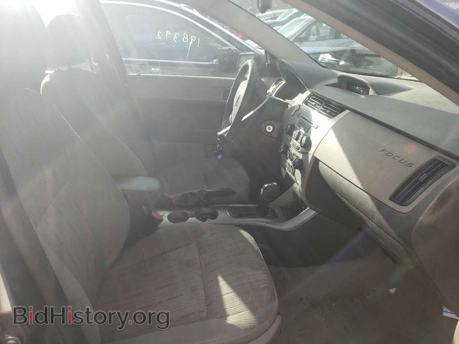2011 FORD FOCUS - VIN: 1FAHP3FN0BW128621 - Photo 5