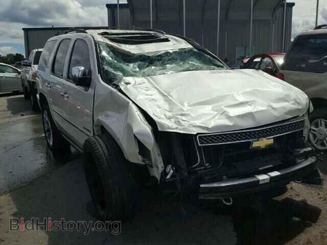 Фотография 1GNSKCE00BR178381 - CHEVROLET TAHOE 2011