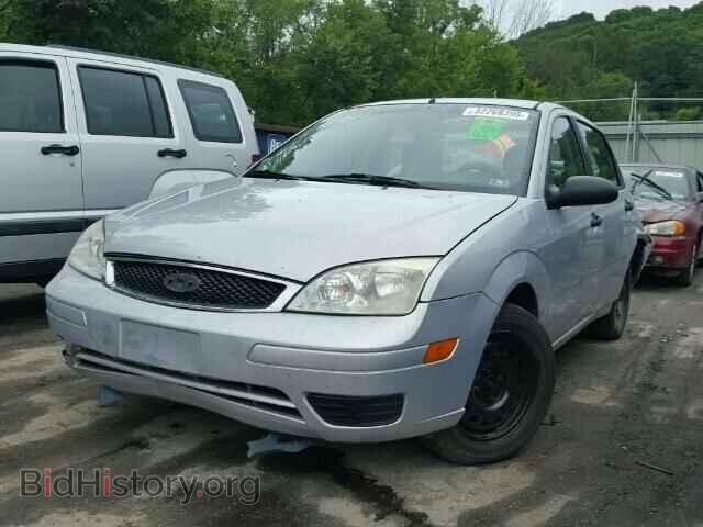 2005 FORD FOCUS - VIN: 1FAFP34N95W254703 - Фото 2