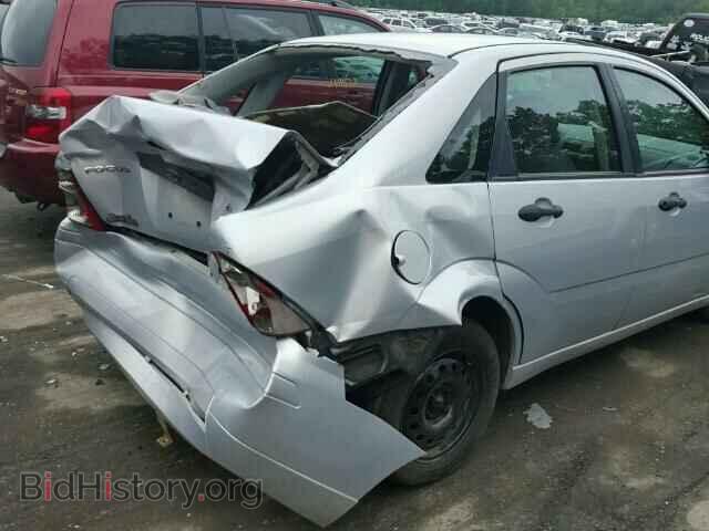 2005 FORD FOCUS - VIN: 1FAFP34N95W254703 - Фото 9