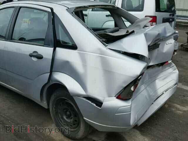 2005 FORD FOCUS - VIN: 1FAFP34N95W254703 - Фото 10