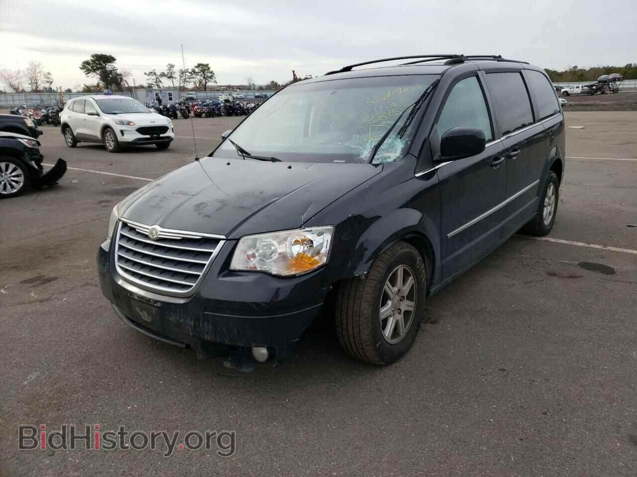 2010 CHRYSLER MINIVAN - VIN: 2A4RR5D10AR228157 - Фото 2