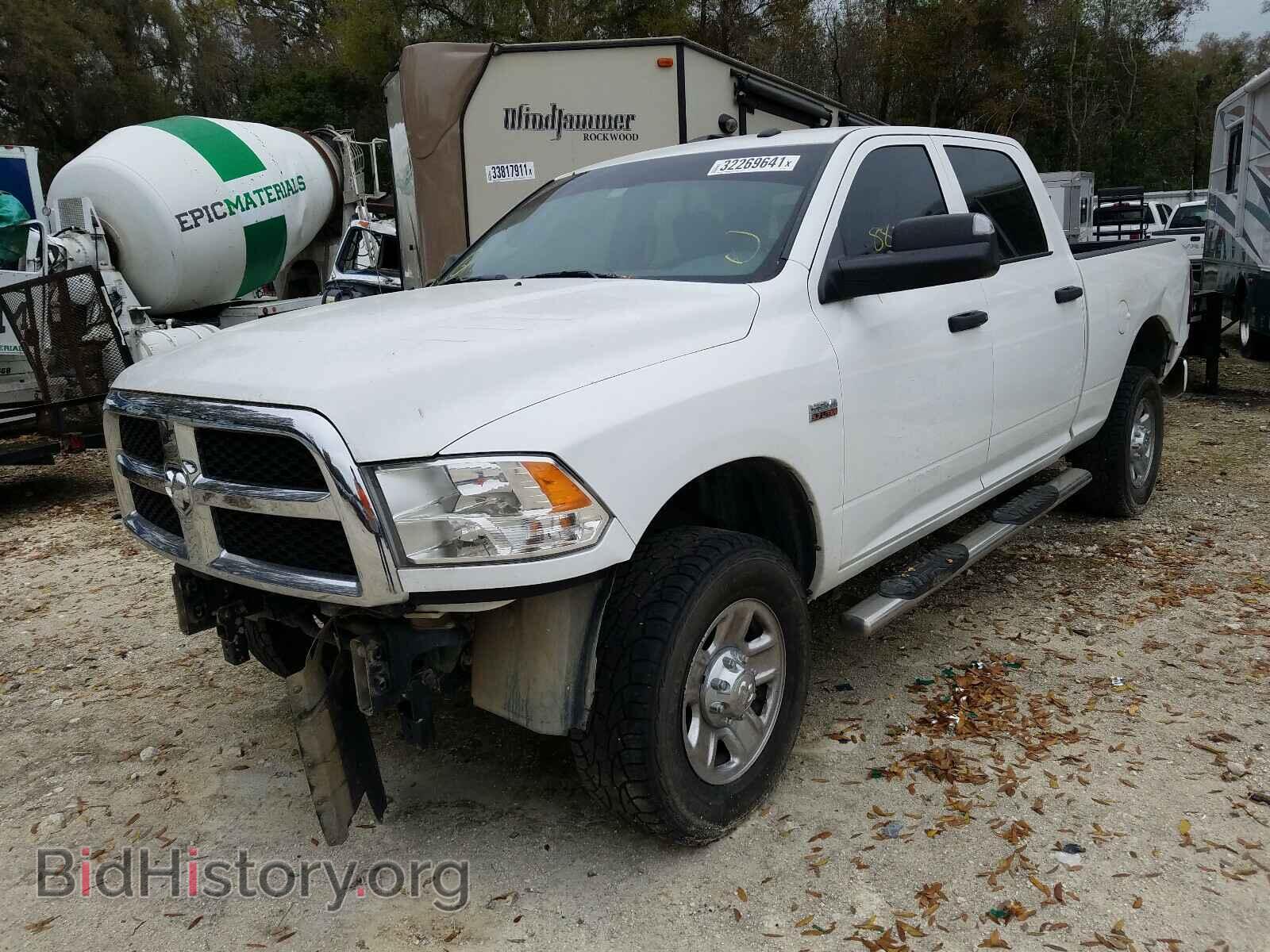 2018 RAM 2500 - VIN: 3C6TR5CT3JG134267 - Photo 2