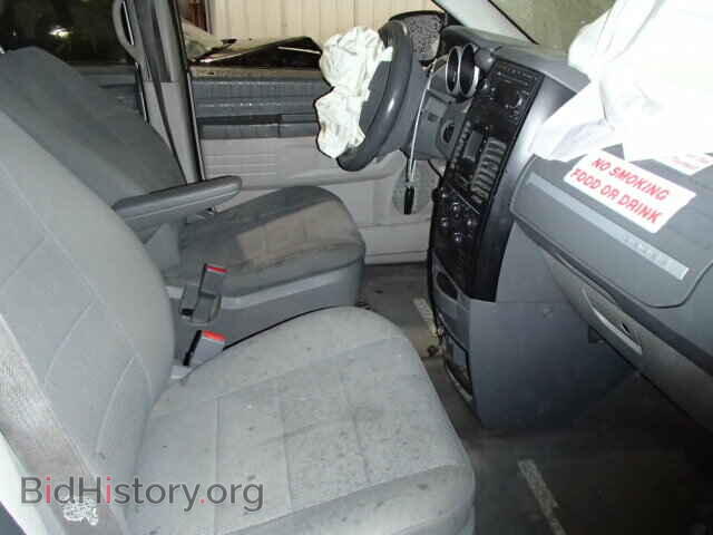 2008 DODGE CARAVAN - VIN: 1D8HN44H18B160675 - Фото 5