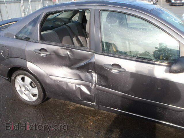 2007 FORD FOCUS - VIN: 1FAHP34N77W360658 - Фото 9