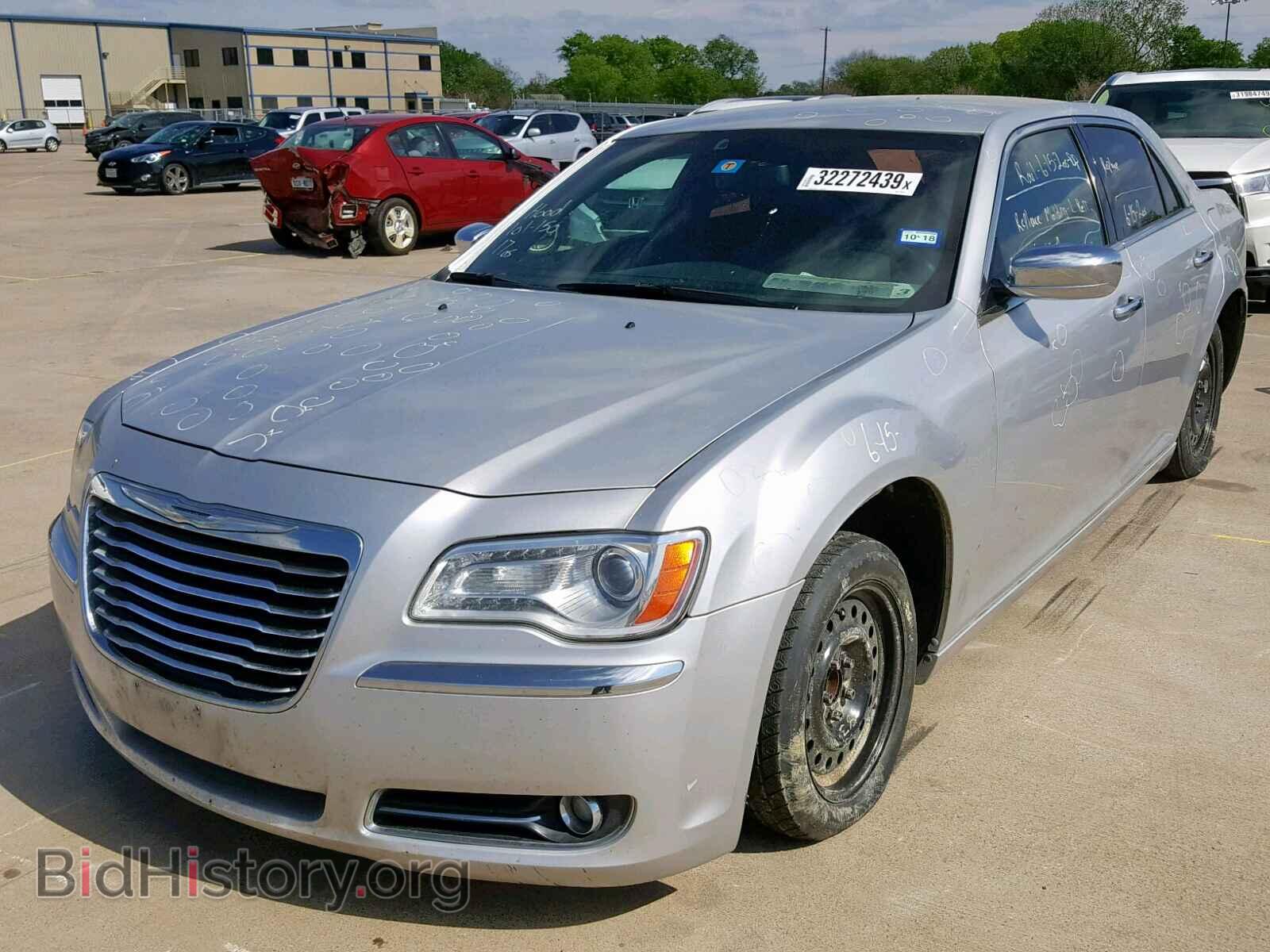 2012 CHRYSLER 300 - VIN: 2C3CCACG9CH198116 - Фото 2