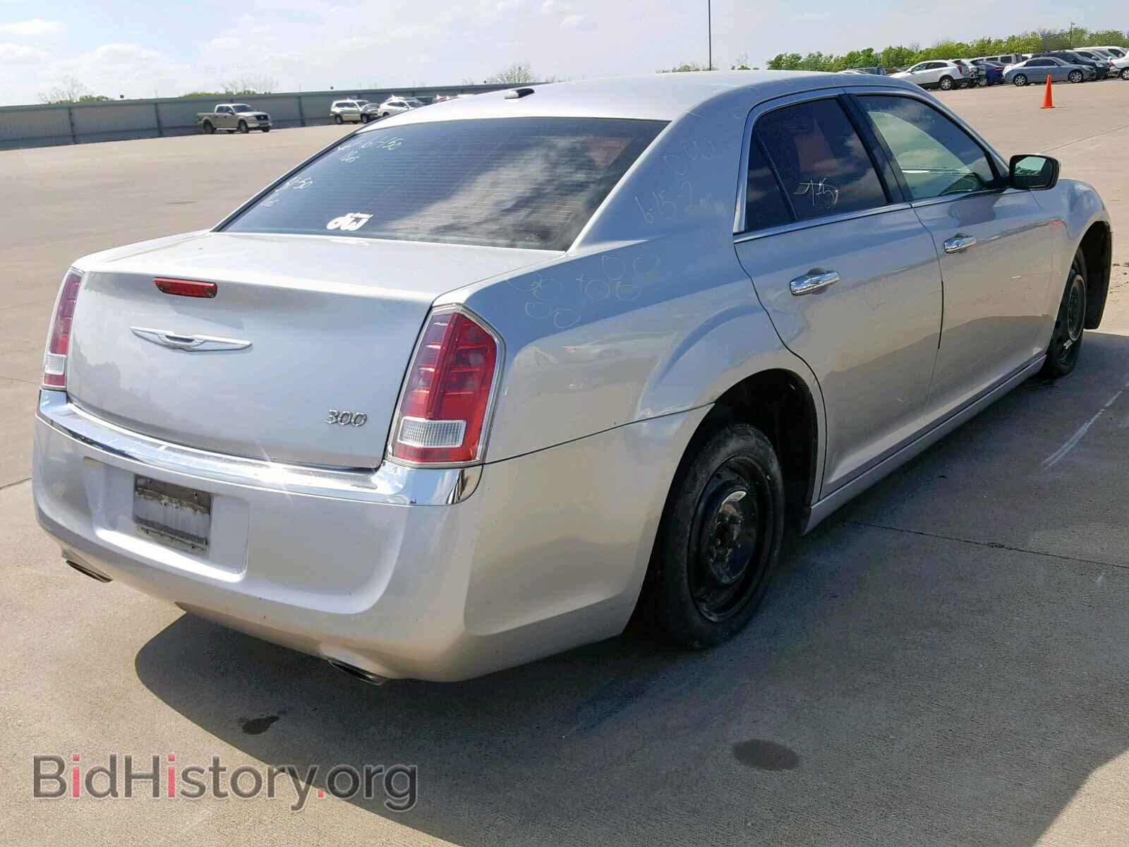 2012 CHRYSLER 300 - VIN: 2C3CCACG9CH198116 - Фото 4