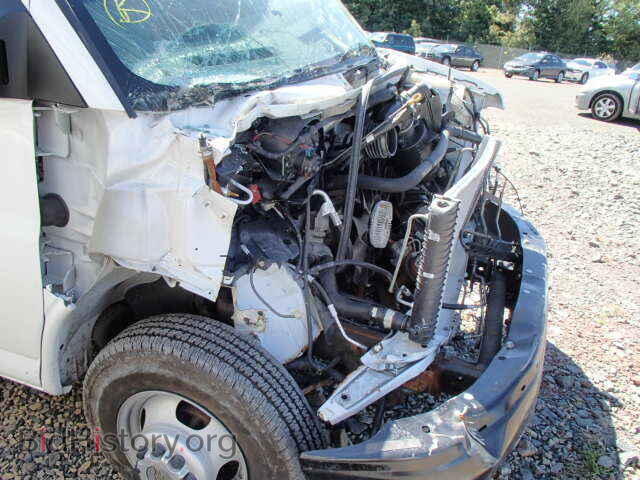 2013 CHEVROLET EXPRESS - VIN: 1GB3G3CG9D1104526 - Фото 9