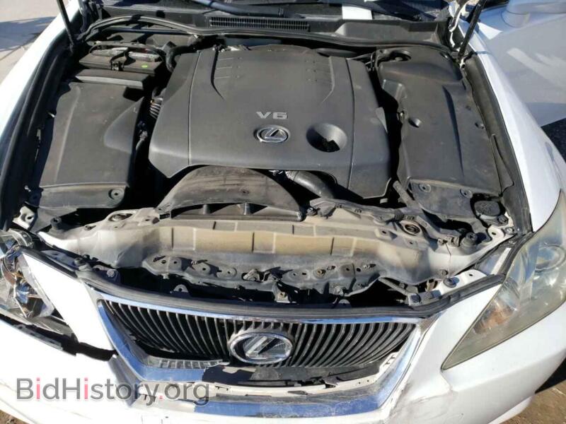 2007 Lexus IS (VIN JTHBK262372051366) — photo 7 of 10