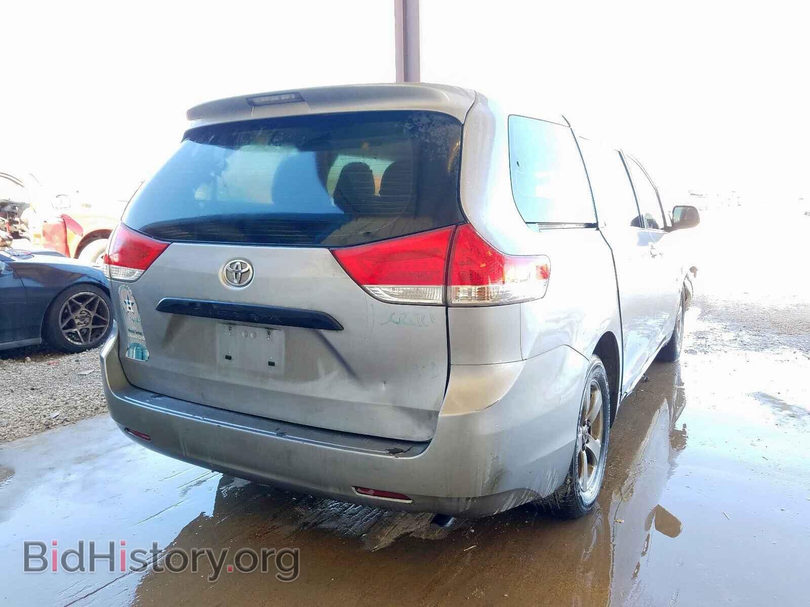2012 TOYOTA SIENNA - VIN: 5TDKA3DC8CS014337 - Фото 4