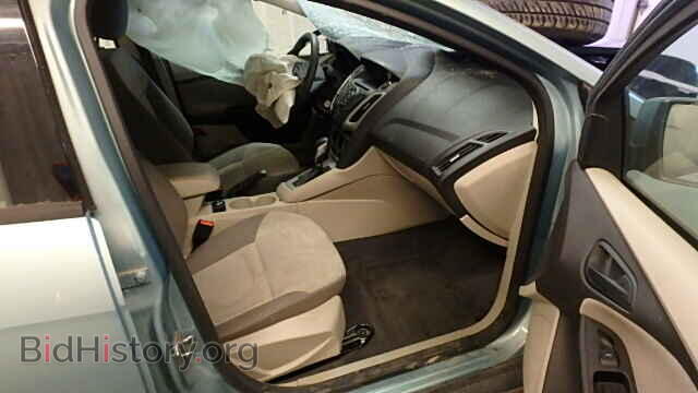 2012 FORD FOCUS - VIN: 1FAHP3F22CL210410 - Photo 5