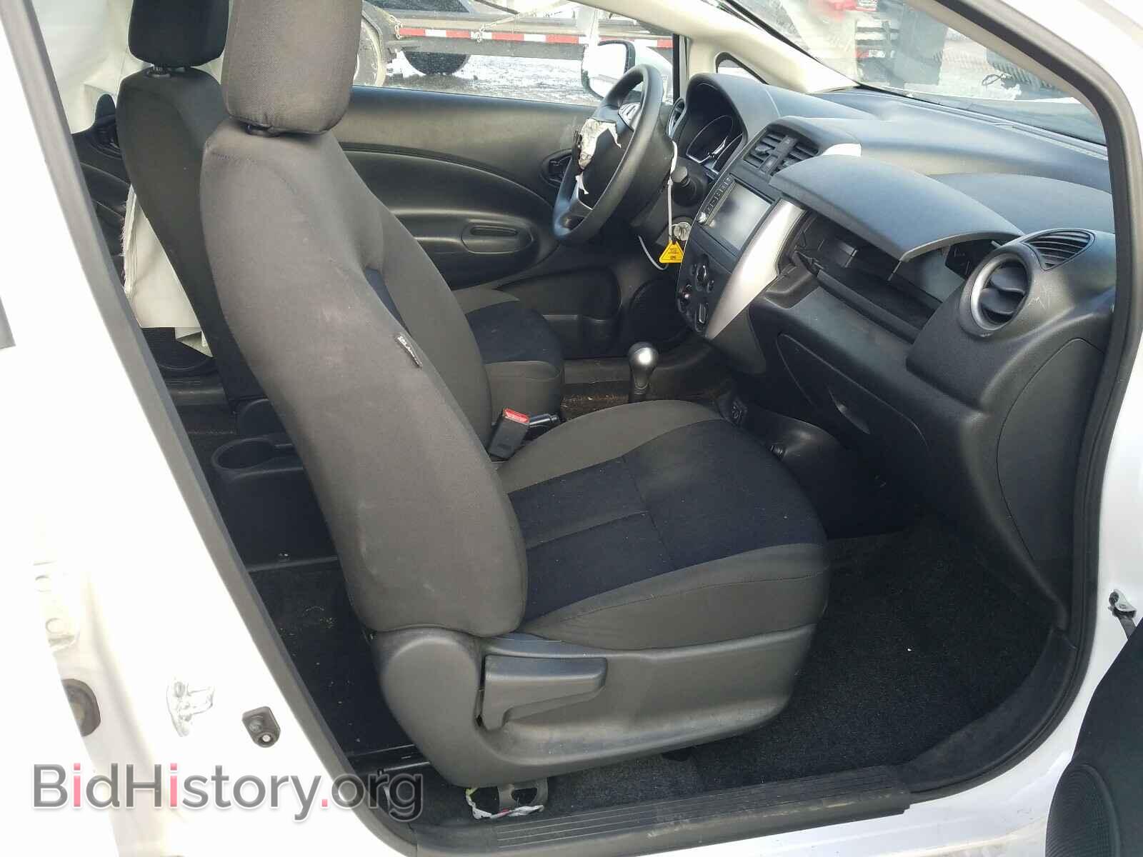 2019 NISSAN VERSA - VIN: 3N1CE2CP2KL362195 - Photo 5
