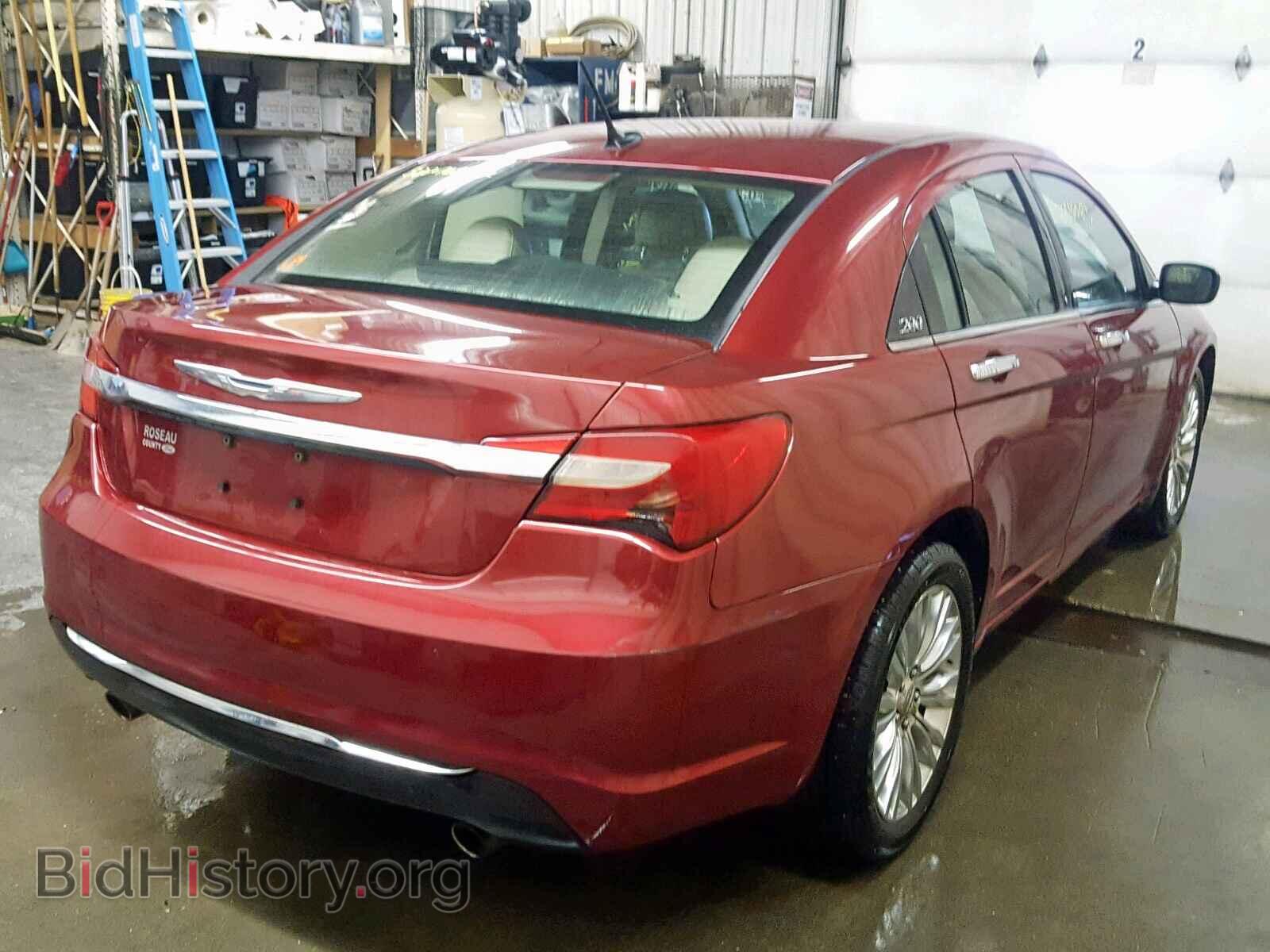 2011 CHRYSLER 200 - VIN: 1C3BC2FG8BN571813 - Photo 4