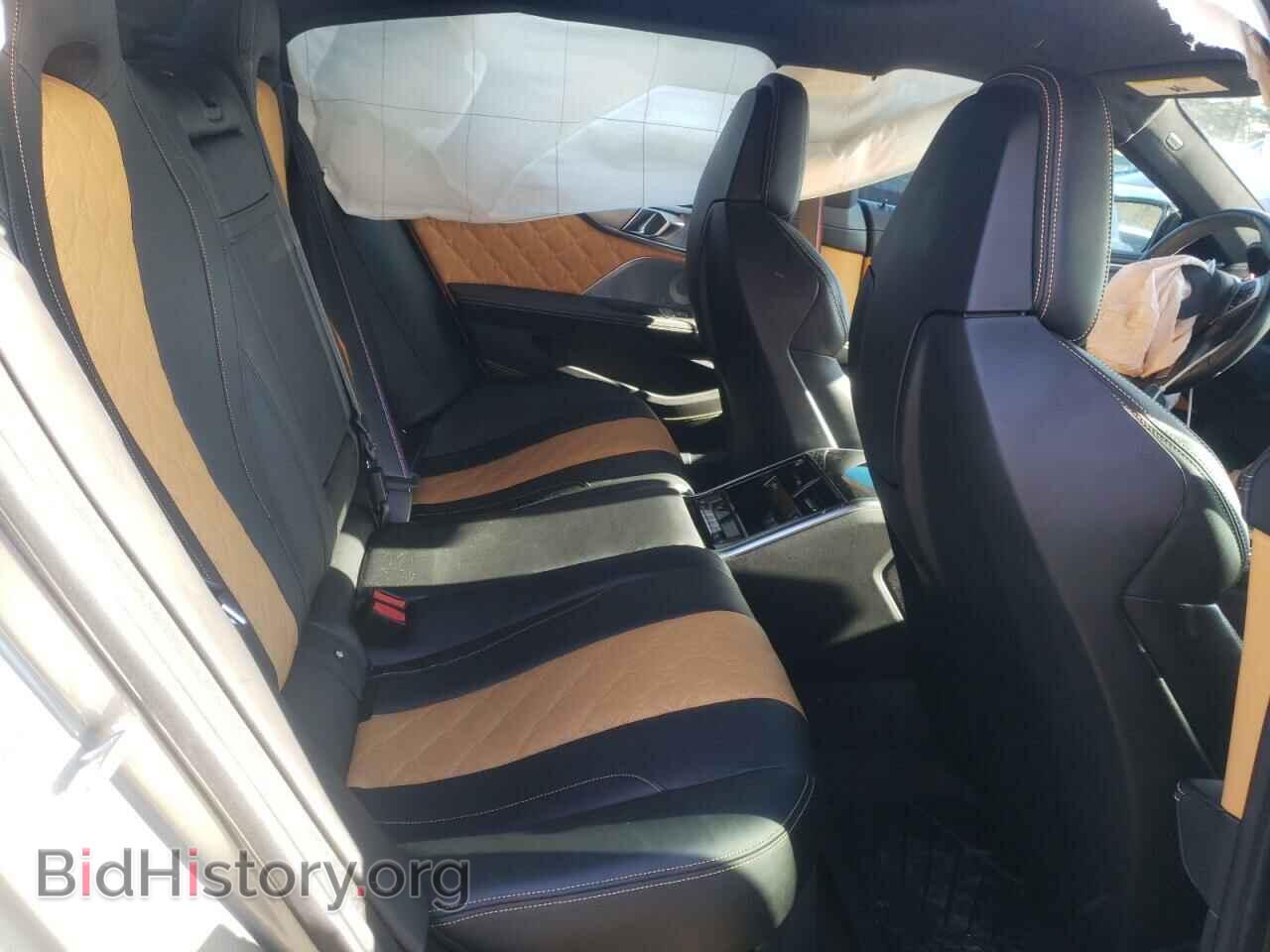 2021 BMW M8 - VIN: WBSGV0C02MCF63742 - Photo 6