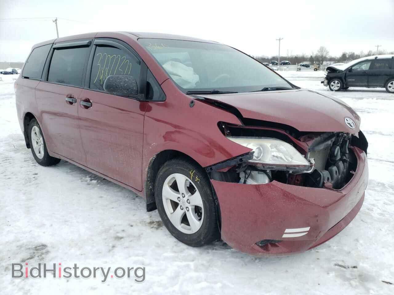Фотография 5TDZK3DC2CS246444 - TOYOTA SIENNA 2012