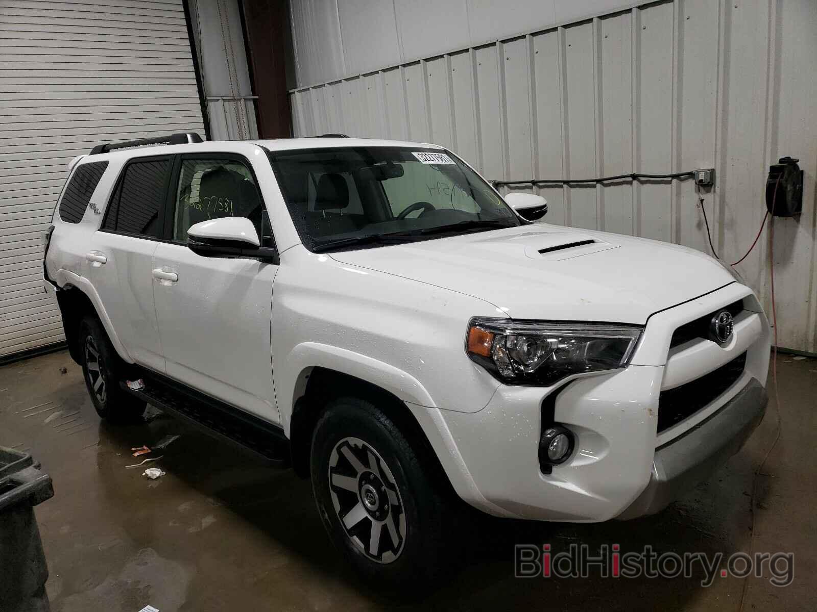 Фотография JTEBU5JR0K5704305 - TOYOTA 4RUNNER 2019