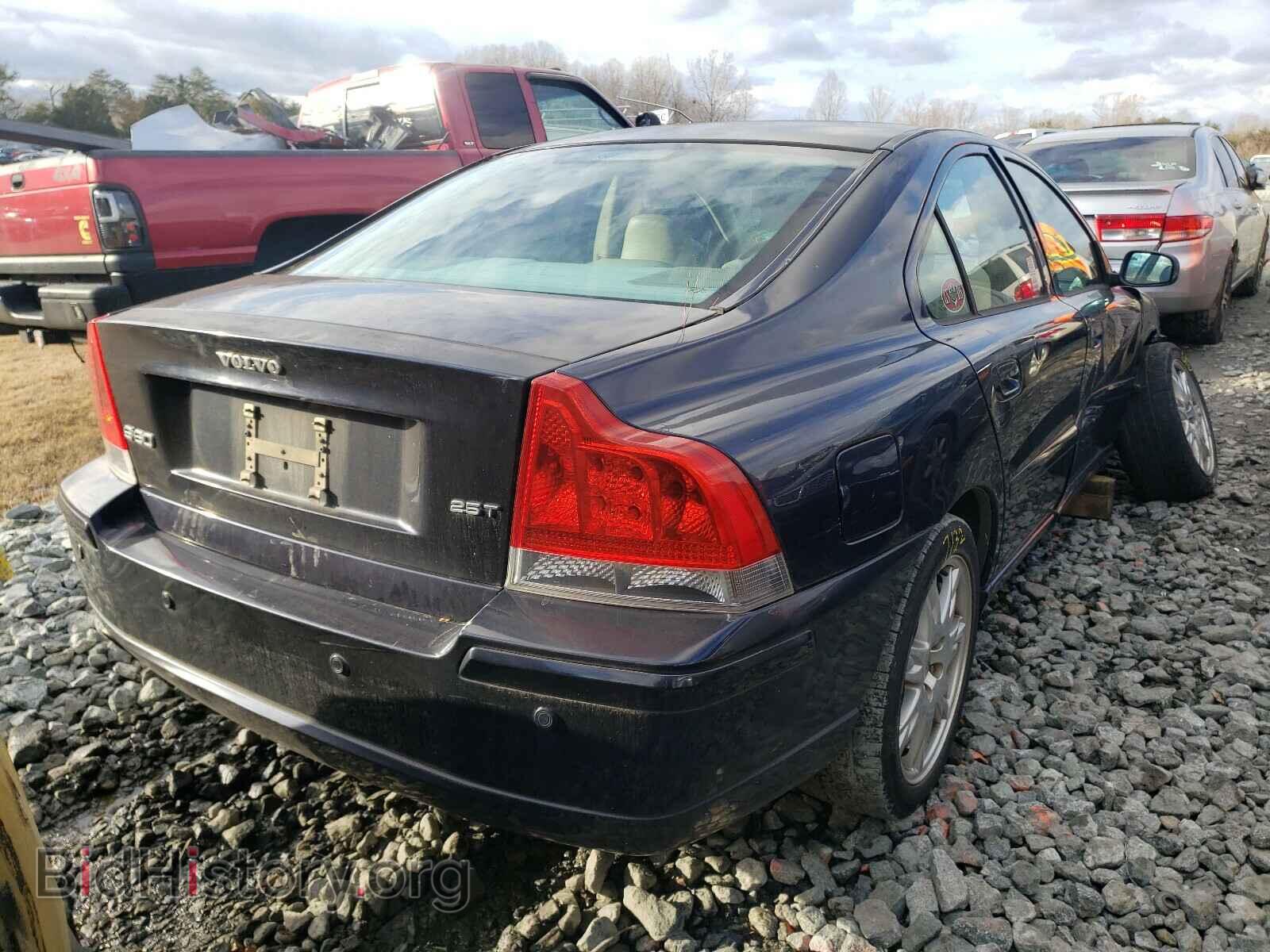 2006 VOLVO S60 - VIN: YV1RS592362514113 - Фото 4