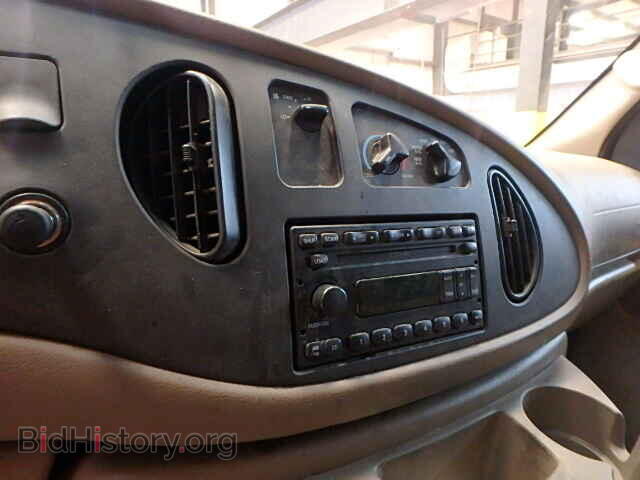 2004 FORD ECONOLINE - VIN: 1FDRE14L44HA48655 - Photo 9