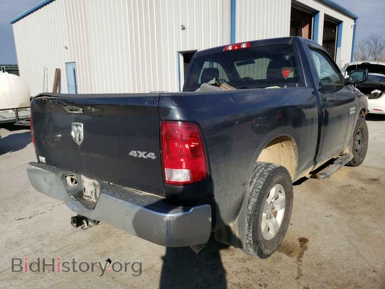 2017 RAM 1500 - VIN: 3C6JR7AG9HG611108 - Фото 4