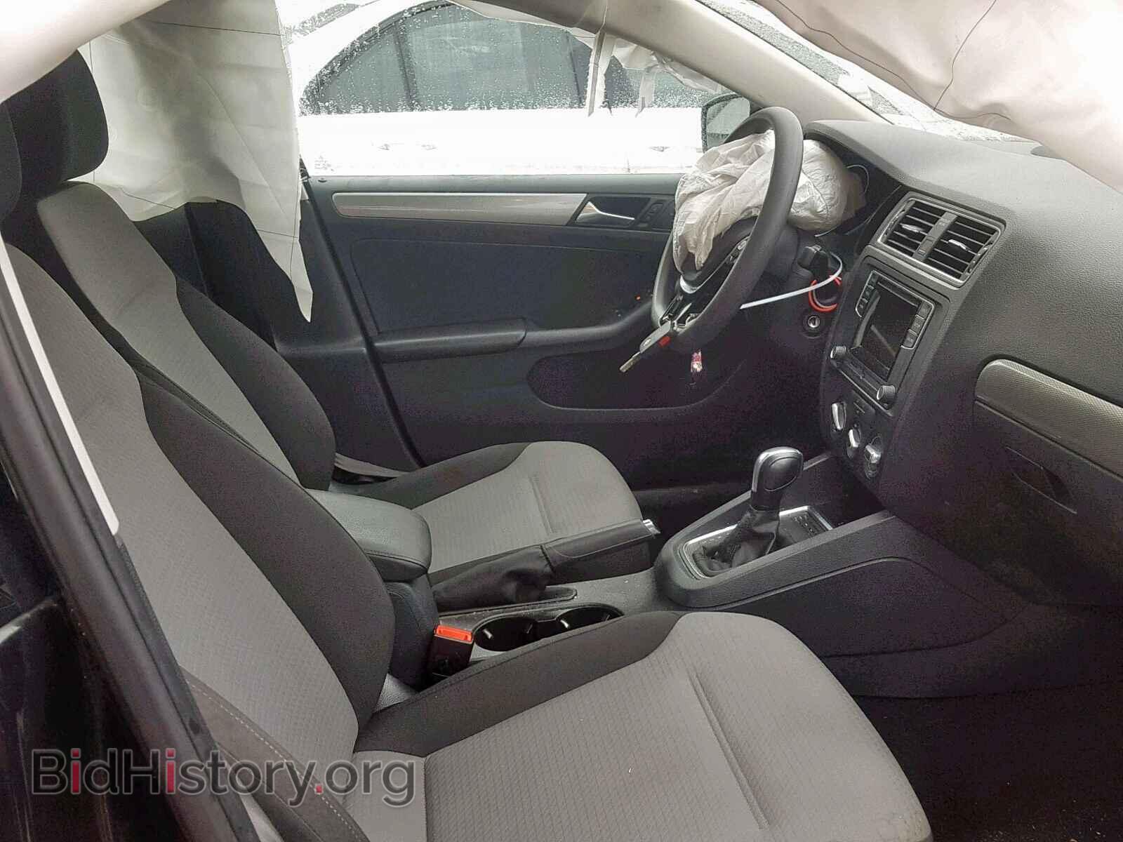 2017 VOLKSWAGEN JETTA - VIN: 3VW2B7AJ4HM206642 - Photo 5