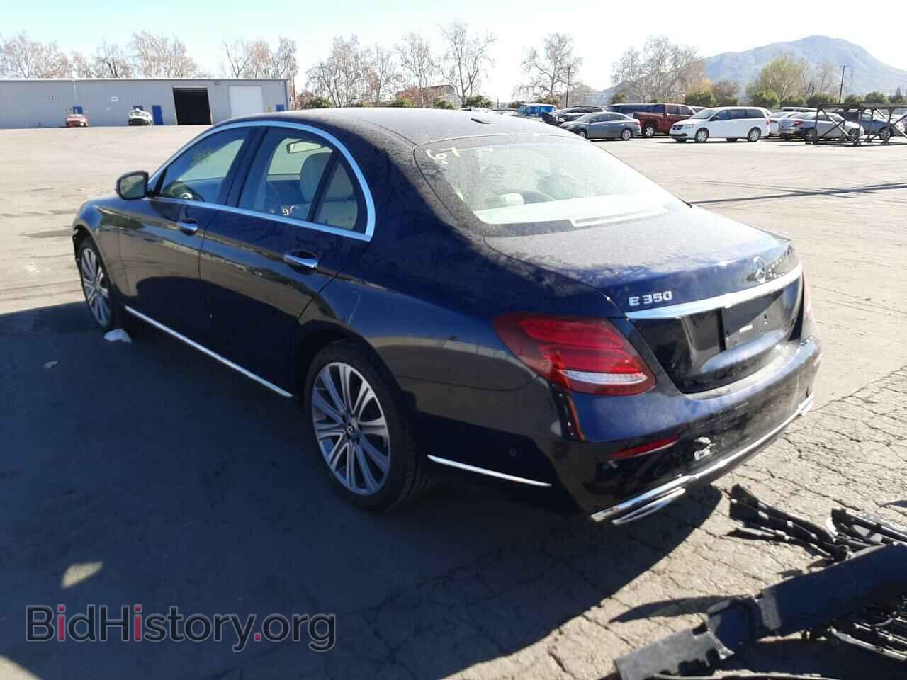2020 MERCEDES-BENZ E-CLASS - VIN: W1KZF8DB6LA821592 - Фото 3