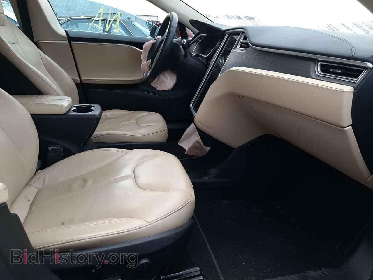 2014 TESLA MODEL S - VIN: 5YJSA1H15EFP45330 - Фото 5