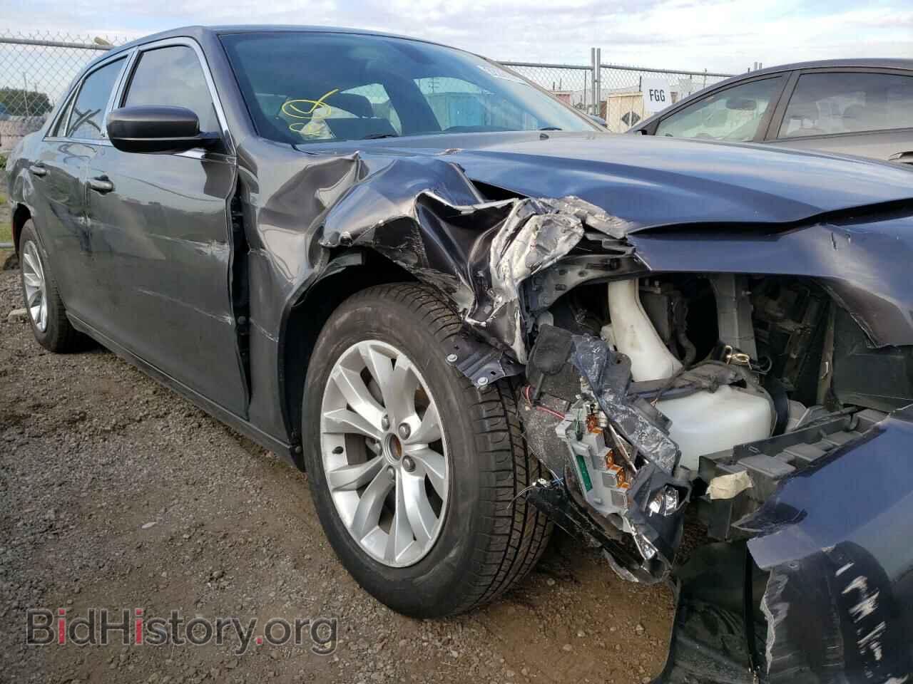 2016 CHRYSLER 300 - VIN: 2C3CCAAG6GH182237 - Фото 9