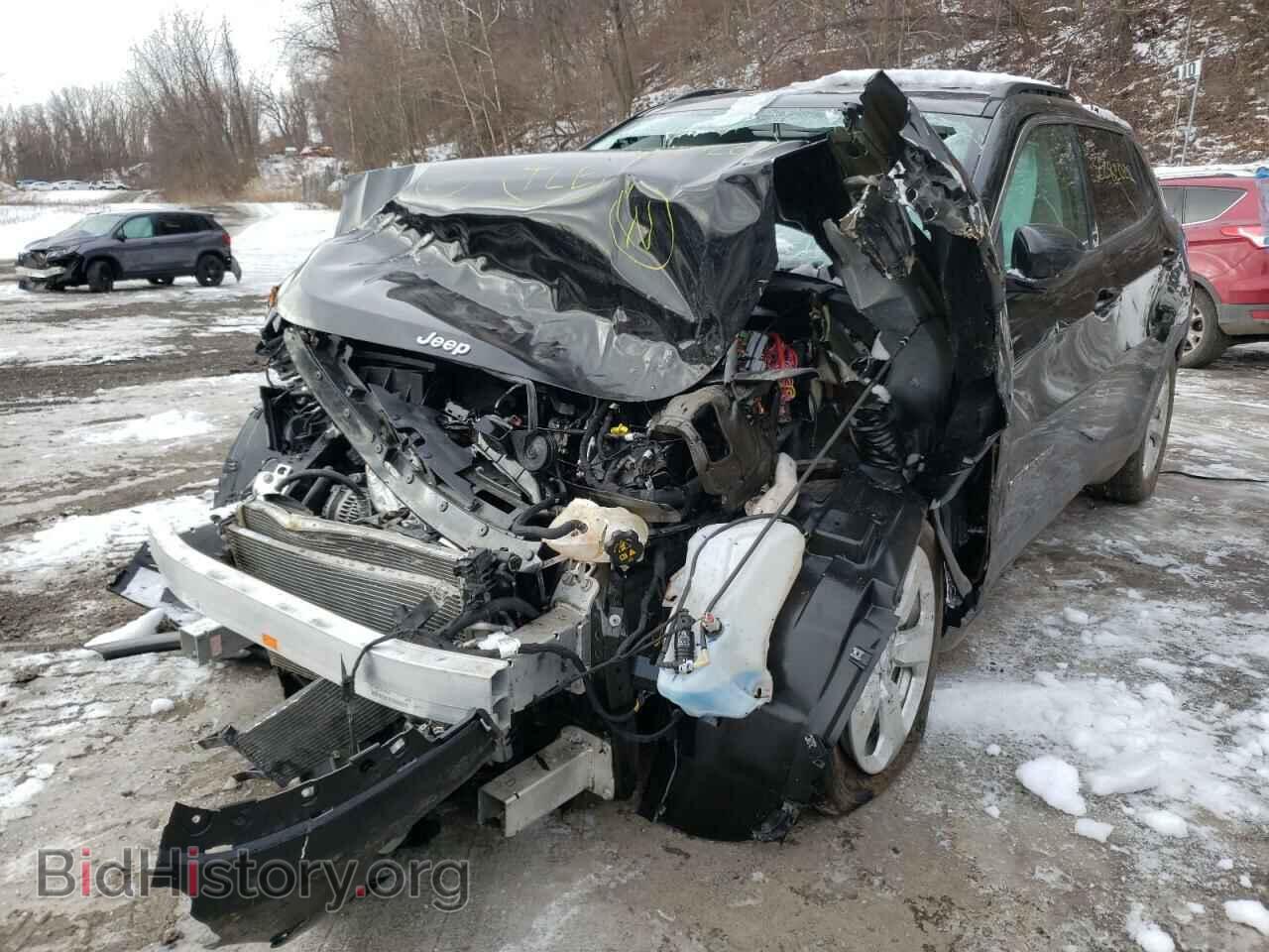2019 JEEP COMPASS - VIN: 3C4NJDBB2KT850484 - Photo 2