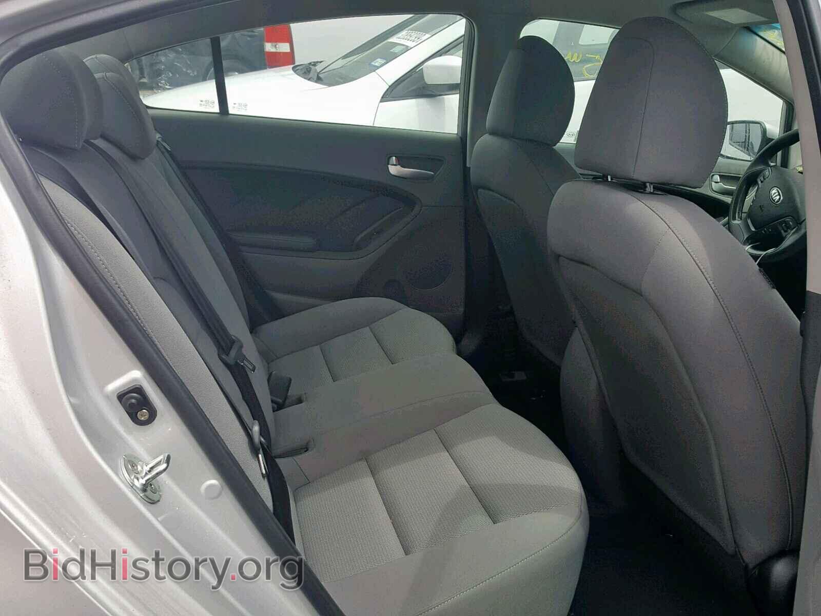 2017 KIA FORTE LX - VIN: 3KPFK4A74HE030242 - Фото 6