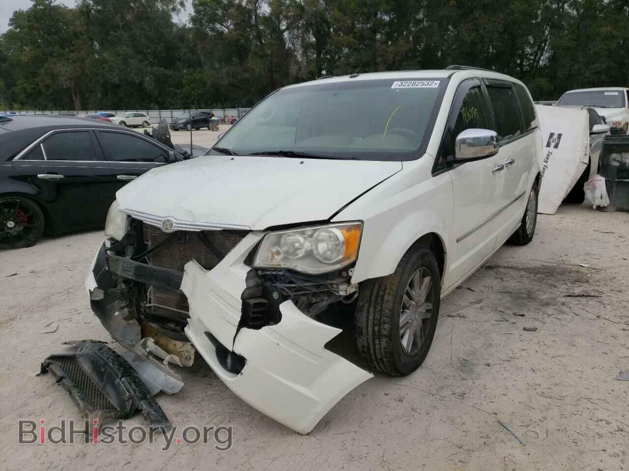 2008 CHRYSLER MINIVAN - VIN: 2A8HR64X08R840826 - Фото 2