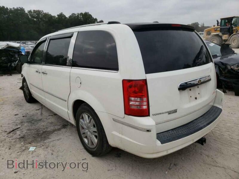 2008 Chrysler MINIVAN (VIN 2A8HR64X08R840826) — photo 3 of 10