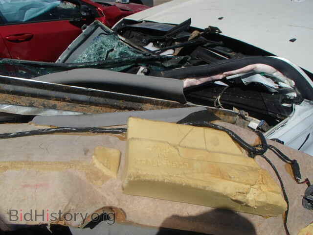 2004 CADILLAC CTS - VIN: 1G6DM577240121448 - Photo 5
