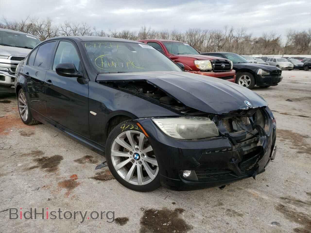 Photo WBAPH7C52BE678517 - BMW 3 SERIES 2011