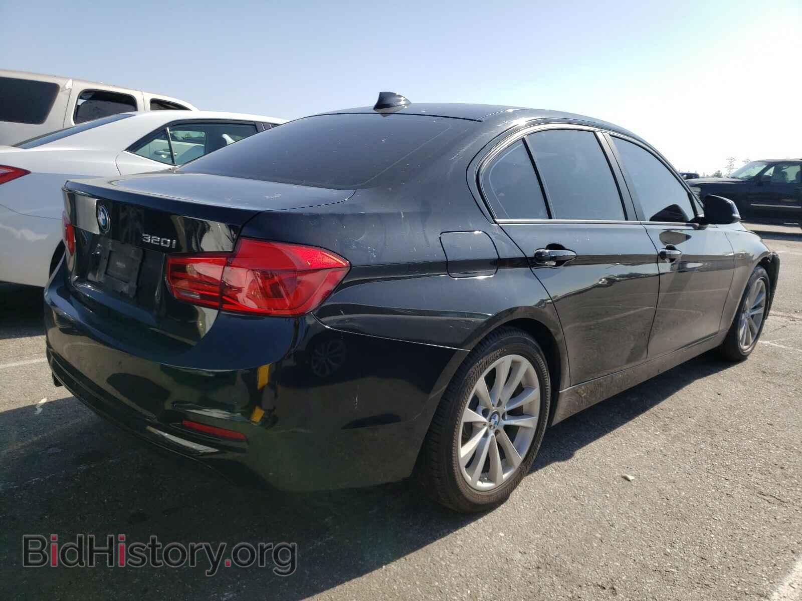 2017 BMW 3 SERIES - VIN: WBA8A9C59HK619690 - Фото 4