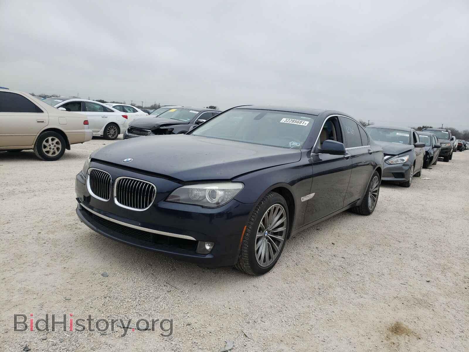 2012 BMW 7 SERIES - VIN: WBAKA4C55CDS99175 - Фото 2