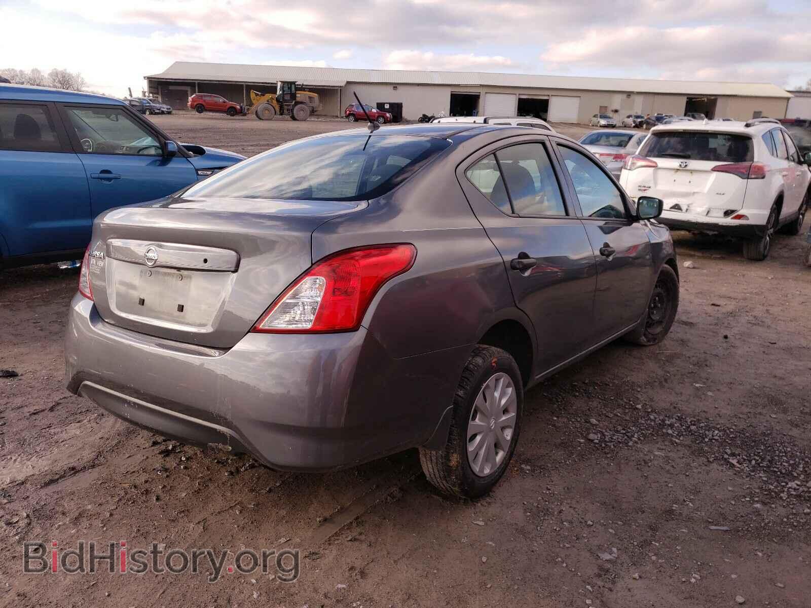 2018 NISSAN VERSA - VIN: 3N1CN7AP4JL811925 - Фото 4