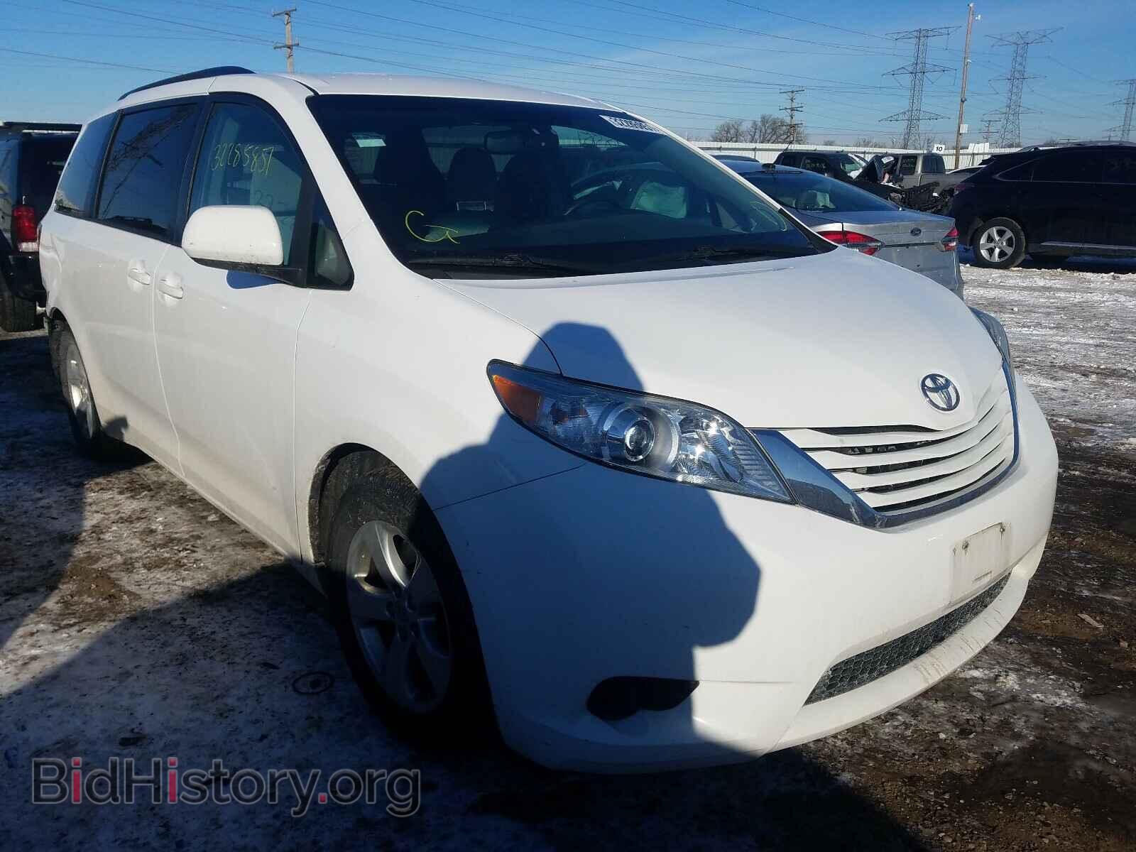 Photo 5TDKK3DCXGS757844 - TOYOTA SIENNA 2016