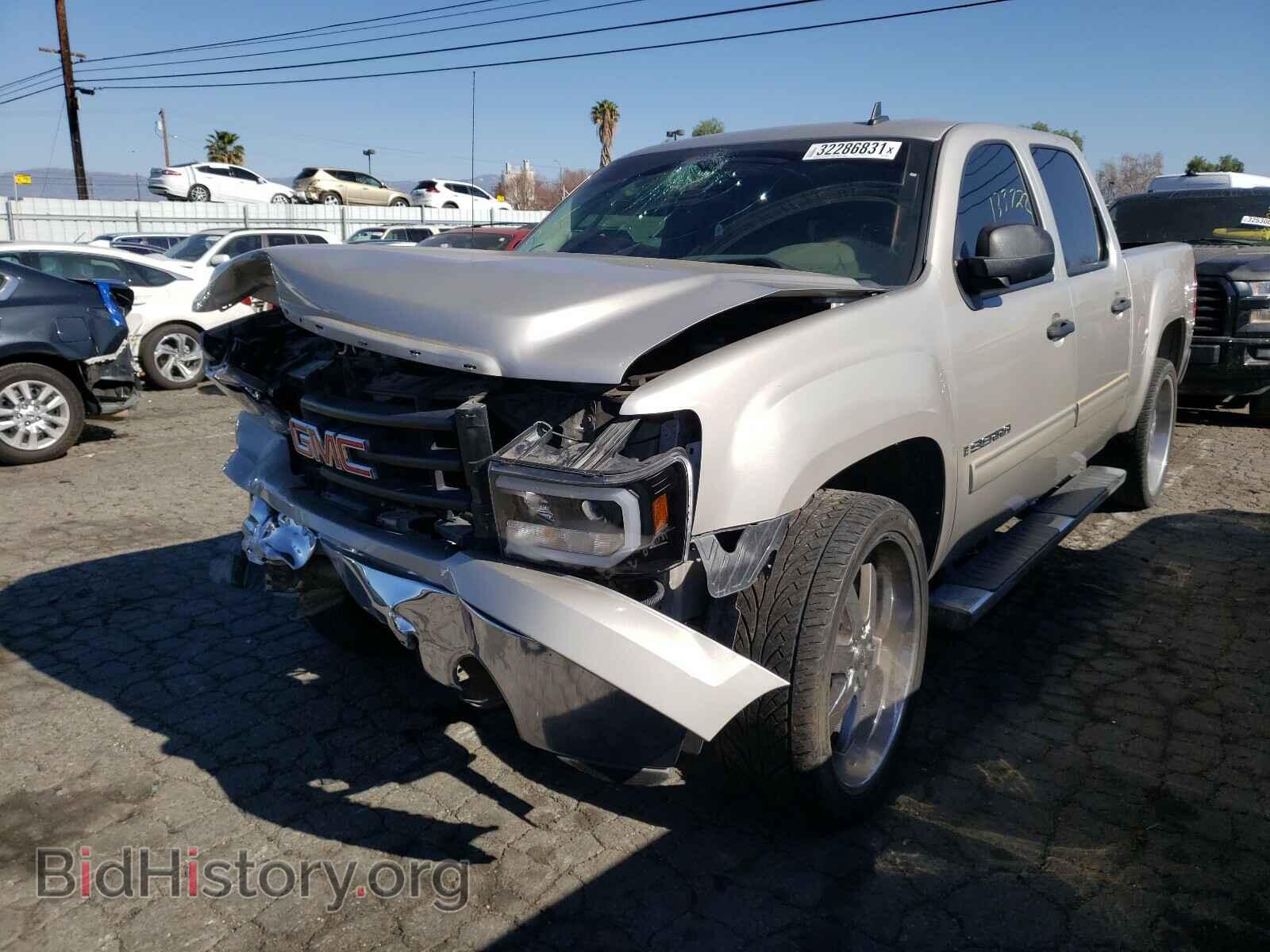2008 GMC SIERRA - VIN: 3GTEC13C38G285650 - Фото 2
