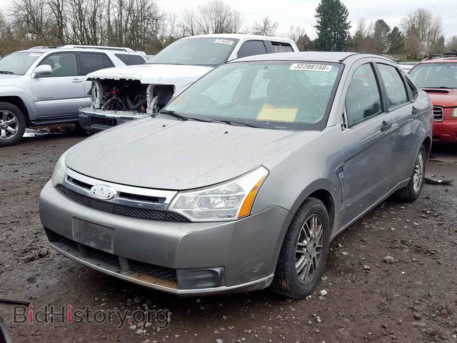 2008 FORD FOCUS - VIN: 1FAHP35NX8W158073 - Photo 2