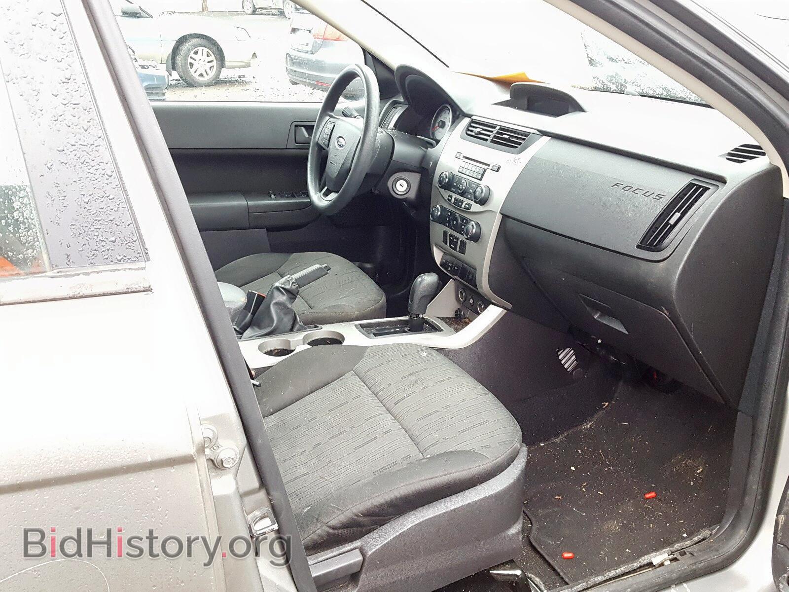 2008 FORD FOCUS - VIN: 1FAHP35NX8W158073 - Photo 5
